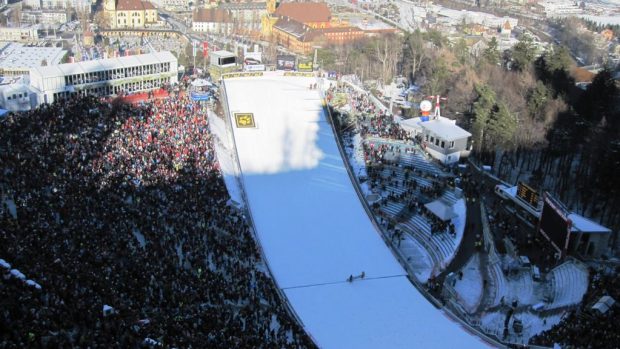 skoky na lyžích, Turné čtyř můstků, areál na Bergiselu v Innsbrucku