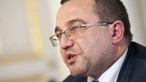 Ministr školství Josef Dobeš (VV) rezignuje