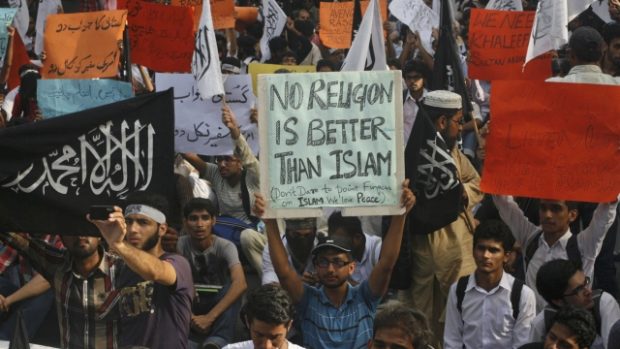 Protesty muslimů v Pákistánu
