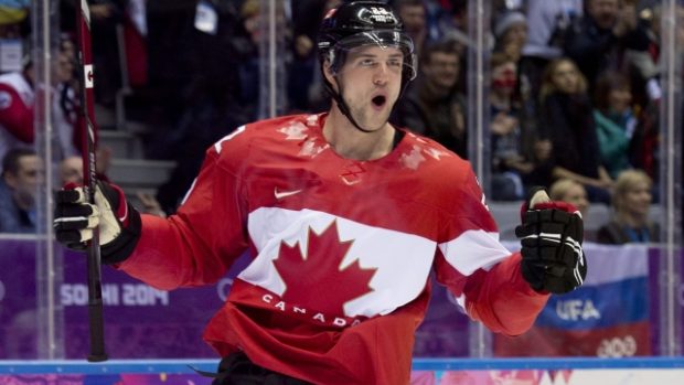 Jamie Benn rozhodl o postupu Kanady do finále olympijských her. (Kanada - USA)