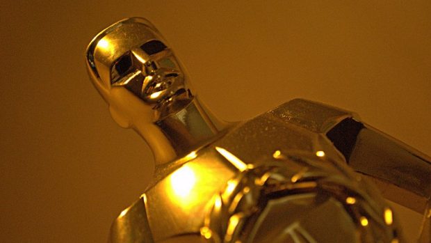 V Los Angeles rozdávají ceny Americké filmové akademie, sice umlkne obvyklý ruch a všichni sledují ceremoniál předávání Oscarů