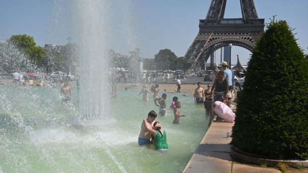 Vlna veder zasáhla i francouzské hlavní město Paříž
