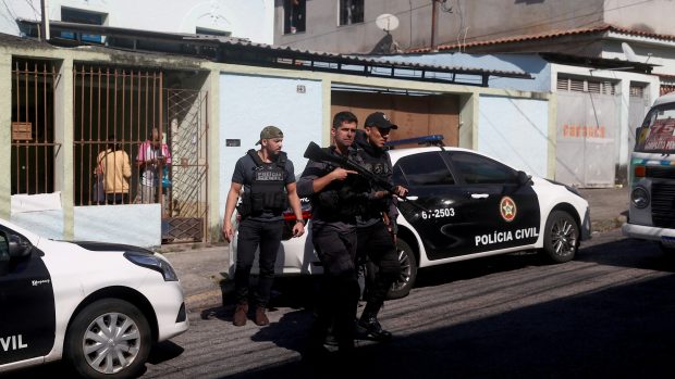 Policejní zásah ve favele Vila Cruzeiro na severu Ria de Janiera