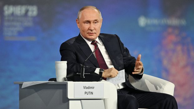 Vladimír Putin na ekonomickém fóru v Petrohradu