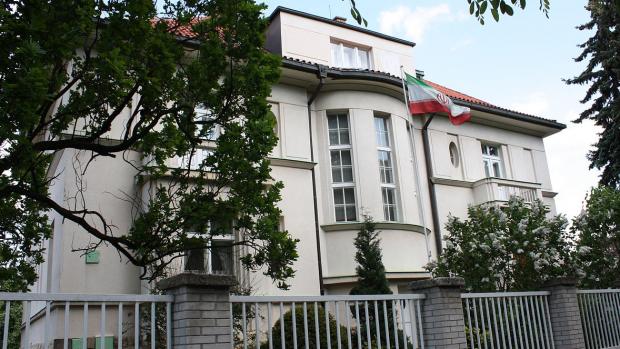 Český velvyslanec v Íránu Svatopluk Čumba skončil po třech letech ve funkci.