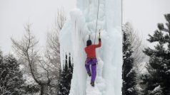 Horolezci se připravují na víkendové závody v lezení na ledový rampouch v Zásadě na Jablonecku