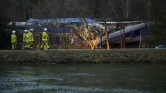 Při čelní srážce dvou regionálních vlaků u Bad Aiblingu zemřelo 10 lidí
