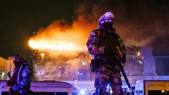Teroristi a střelba v koncertní hale na předměstí Moskvy v Krasnogorsku