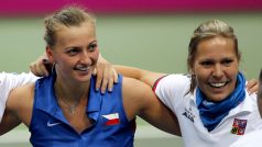 Petra Kvitová a Lucie Hradecká se znají nejen z Fed Cupu