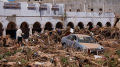 Následky ničivých záplav v libyjském městě Darná