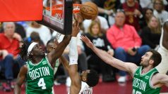 Donovan Mitchell z Celvelandu Cavaliers ve 3. utkání série play-off proti Bostonu Celtics