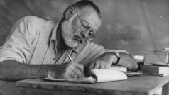 Ernest Hemingway (foto z roku 1953)