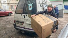 Dobrovolníci vezli na Ukrajinu i dieselové generátory, které jsou použitelné jak v terénu, tak při výpadku proudu