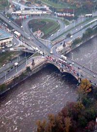 Hlávkův most a dopravní uzel