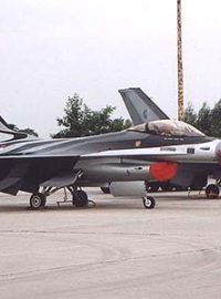 Stíhací letouny F-16