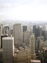 Pohled z Empire Buildingu na sever Manhattanu