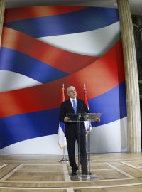 Srbský prezident Boris Tadič oznamuje zatčení válečného zločince Ratka Mladiče