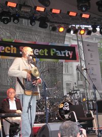 Streetparty. Banjo band Ivana Mládka.