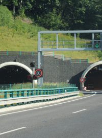 Tunel Libouchec na E 55