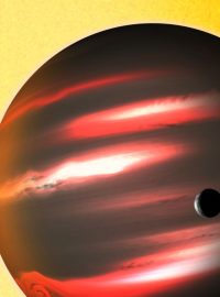 Exoplaneta TrES-2b je plynný obr, jehož velikost přibližně odpovídá velikosti Jupiteru.