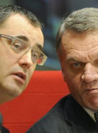 Boris Šťastný a Bohuslav Svoboda na jednání pražskékho zastupitelstva