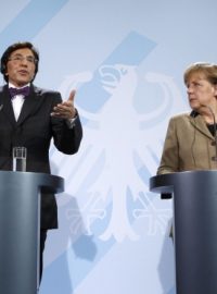 Belgický premiér Elio Di Rupo a německá kancléřka Angela Merkelová