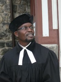 Černošský farář z Keni Bob Ogola