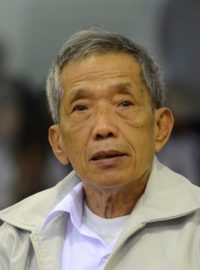 Šéf khmérské věznice S-21 Kaing Guek Eav před soudem