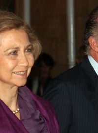 Španělský král Juan Carlos s manželkou