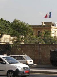 V muslimských zemích jsou zvýšená bezpečnostní opatření u francouzských institucí (Bejrút, Libanon)
