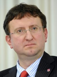 Odvolaný náměstek ministra dopravy Ivo Toman na snímku z března 2011