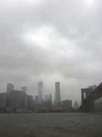 Hurikán Sandy si razí cestu na New York