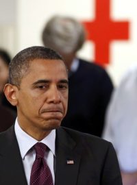 Americký prezident Obama mluvil o škodách bouře Sandy v centrále Červeného kříže ve Washingtonu