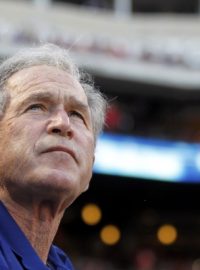 George Bush mladší na snímku z 30. dubna 2013