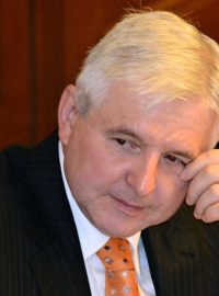 Premiér Jiří Rusnok na jednání sněmovny 7. 8. 2013
