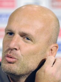 Trenér české fotbalové reprezentace Michal Bílek na tiskové konferenci po přátelském utkání s Maďarskem