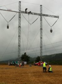 Cvičení Restart. Energetici a záchranáři na východě Čech nacvičovali postup při rozsáhlém výpadku proudu