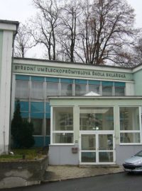Střední uměleckoprůmyslová škola sklářské (SUPŠS) v Kamenickém Šenově