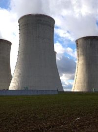 Jaderná elektrárna Dukovany přečká zemětřesení i povodně