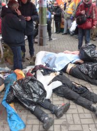 Pouliční boje v Kyjevě nepřežily desítky lidí