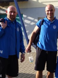 Jiří Štajner (vlevo) a Jan Nezmar před utkáním FC Oberlausitz Neugersdorf