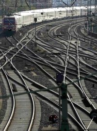Na německé koleje se vrátí vlaky, stávka strojvůdců skončila