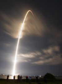 Vesmírná nákladní loď Dragon soukromé společnosti SpaceX odstartovala k ISS