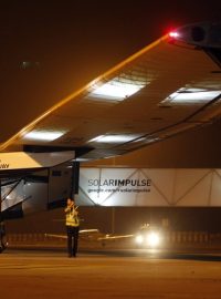 Letounu Solar Impulse 2 přistál v indickém Ahmadábádu