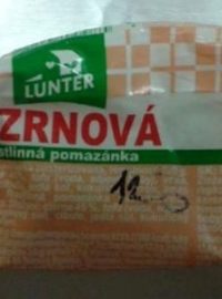 Stogramové balení cizrnové pomazánky slovenské značky Lunter