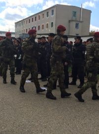 Společné cvičení policie a armády na jihočeském hraničním přechodu Dolní Dvořiště