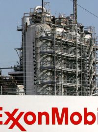 Rafinérie firmy Exxon Mobil v texaském Baytownu