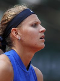 Lucie Šafářová na French Open končí po porážce s Australankou Samanthou Stosurovou