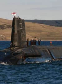 Britská ponorka HMS Victorious nesoucí jaderné balistické rakety Trident