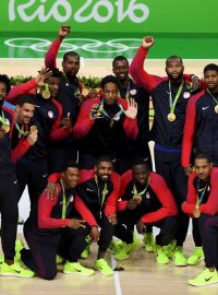 Basketbalisté z USA popatnácté zvítězili na olympijském turnaji